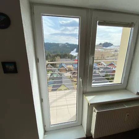 Apartament The Legits